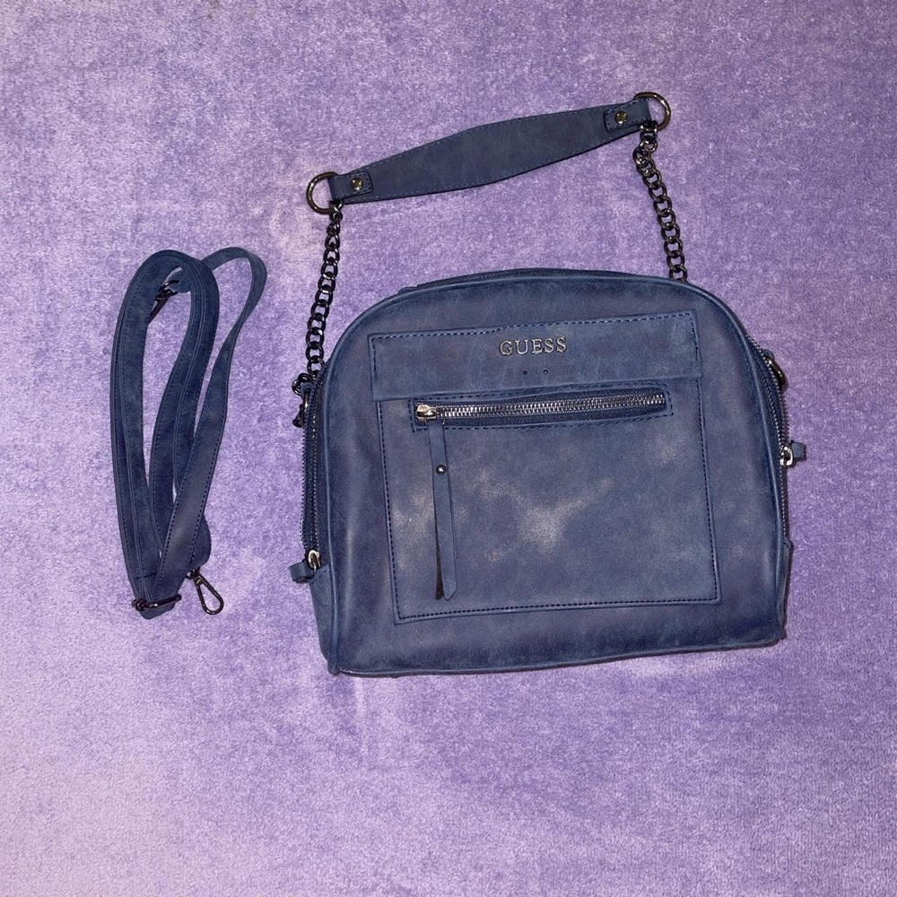 Large blueish grey GUESS purse with chained strap and extra exchangeable straps